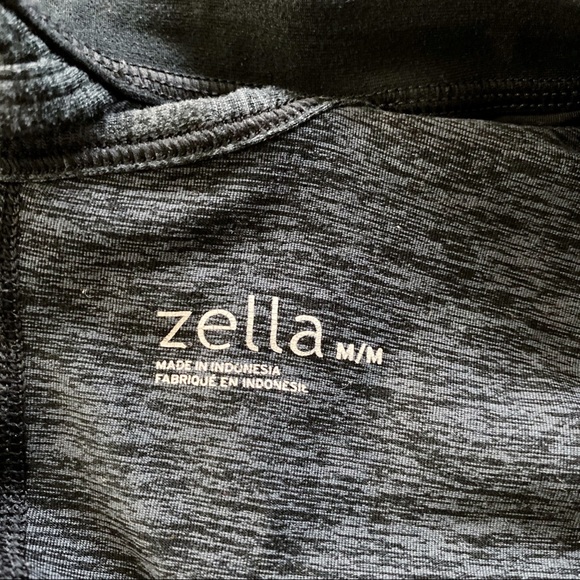 Zella Strappy Mesh Shelf Bra Active Tank in Grey - Picture 6 of 7